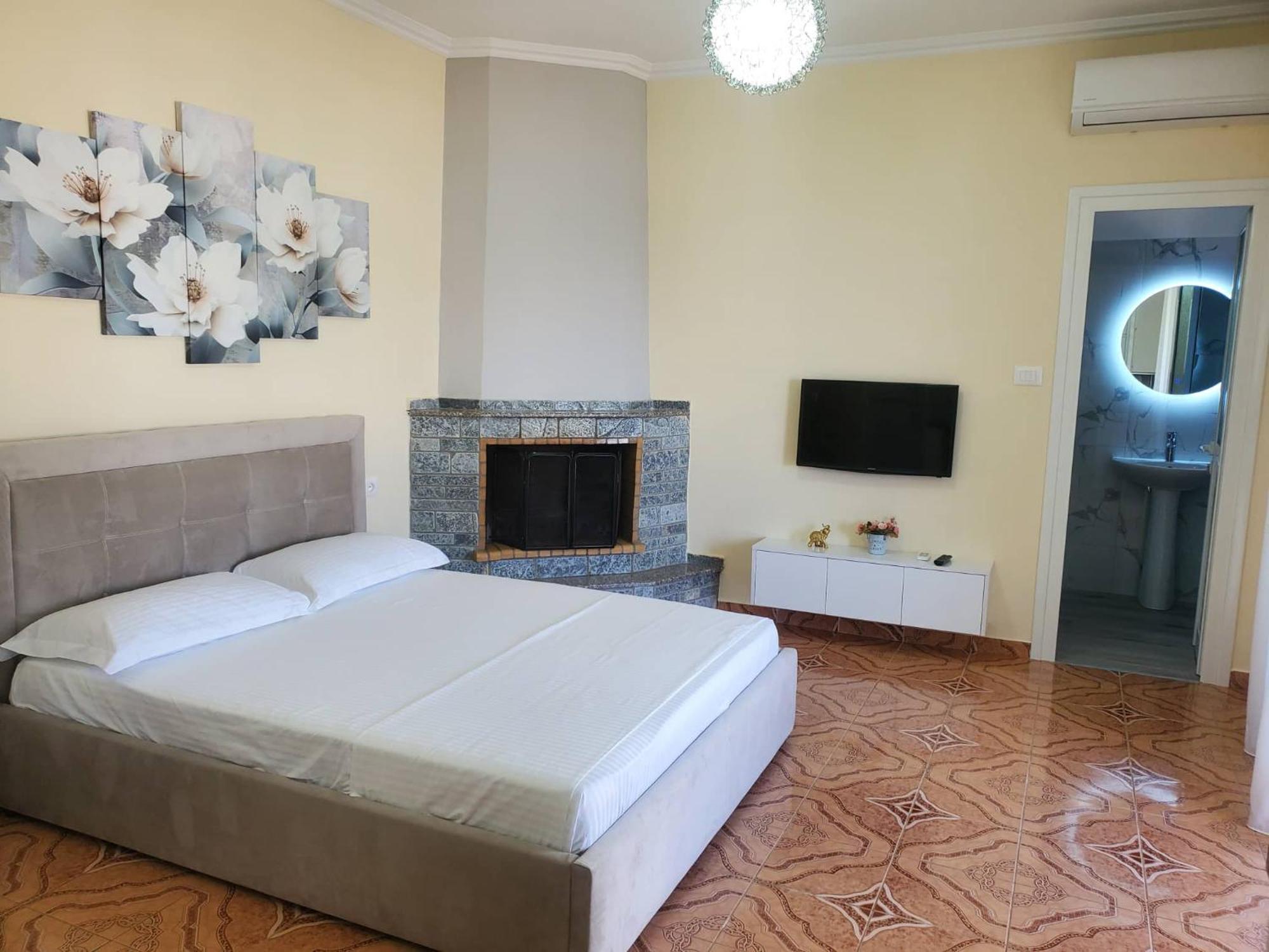 Guest House Sandri Sarandë Eksteriør billede