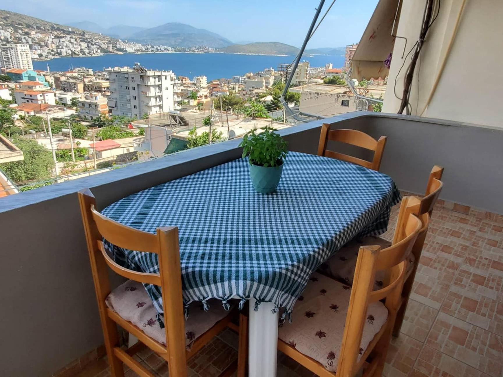 Guest House Sandri Sarandë Eksteriør billede