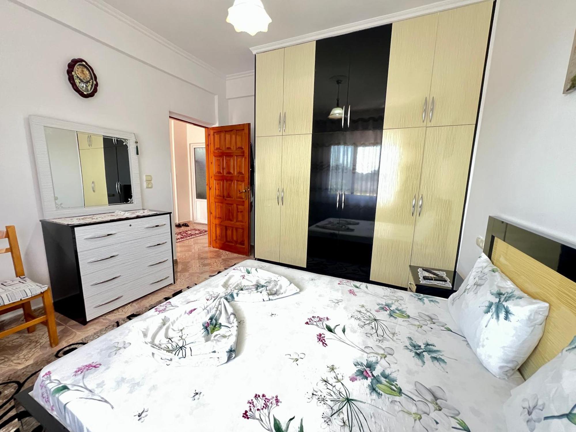 Guest House Sandri Sarandë Eksteriør billede