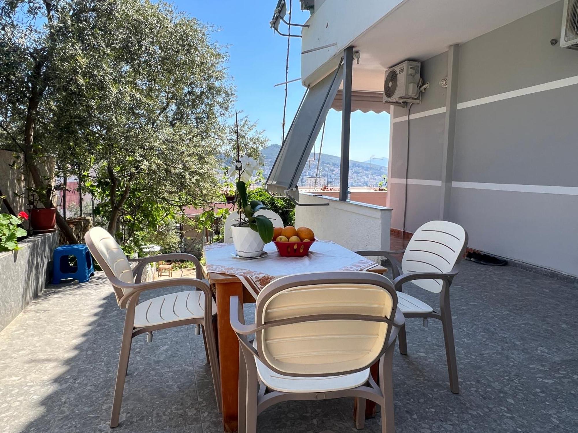 Guest House Sandri Sarandë Eksteriør billede