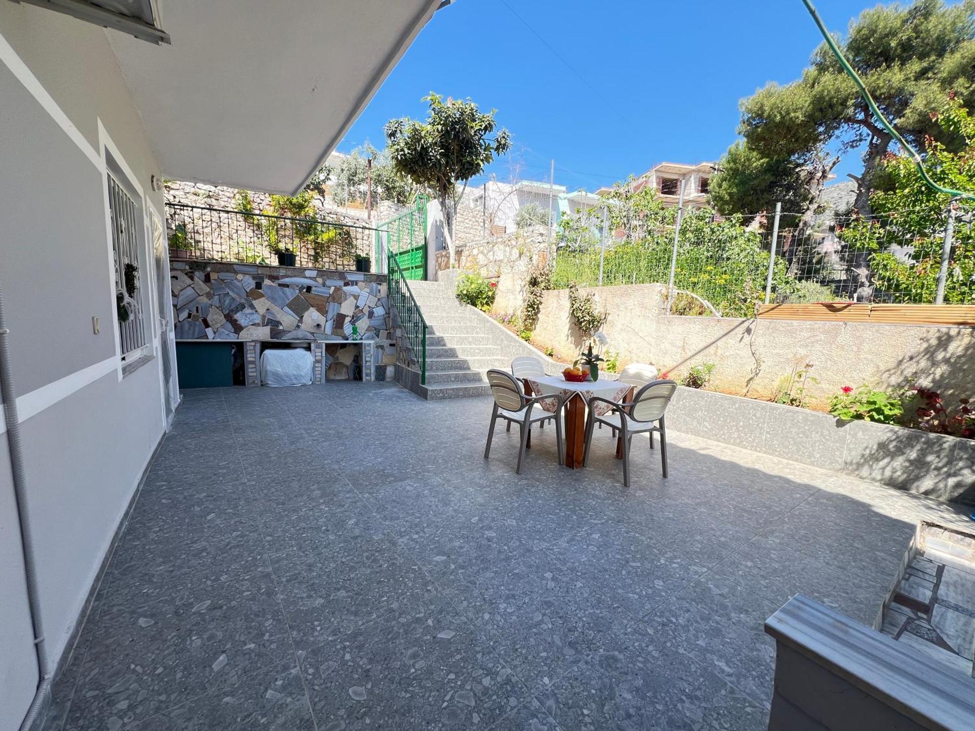 Guest House Sandri Sarandë Eksteriør billede